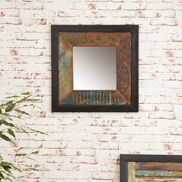 Urban Chic Small Mirror (Hangs landscape or portrait) Urban Chic Small Mirror (Hangs landscape or portrait)