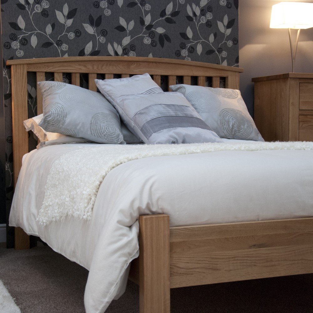 Torino Contemporary Oak Kingsize Arched Bed