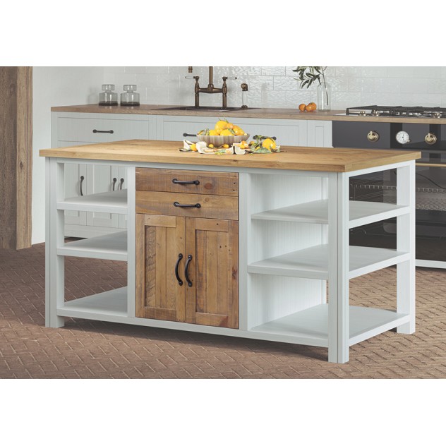 Splash of White - Kitchen Island Splash of White - Kitchen Island