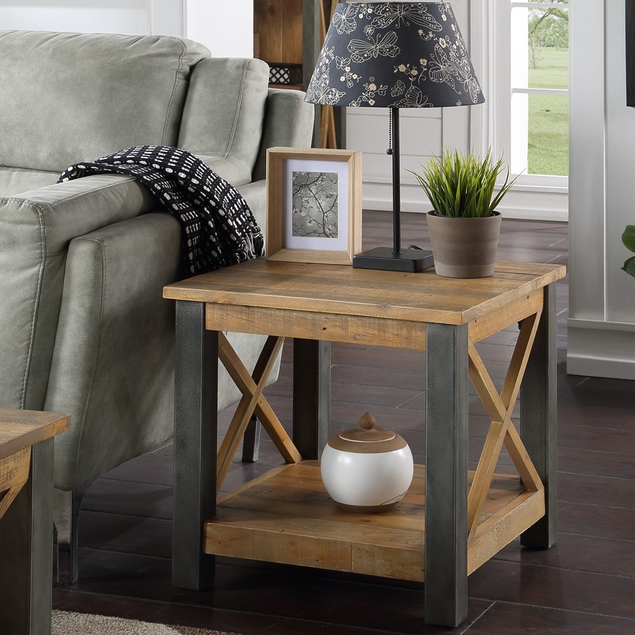 Urban Elegance - Reclaimed Lamp Table Urban Elegance - Reclaimed Lamp Table